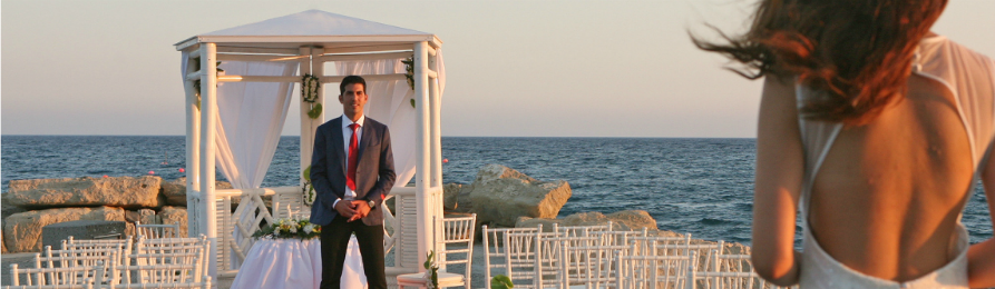 Book your wedding day in Amathus Beach Hotel Limassol